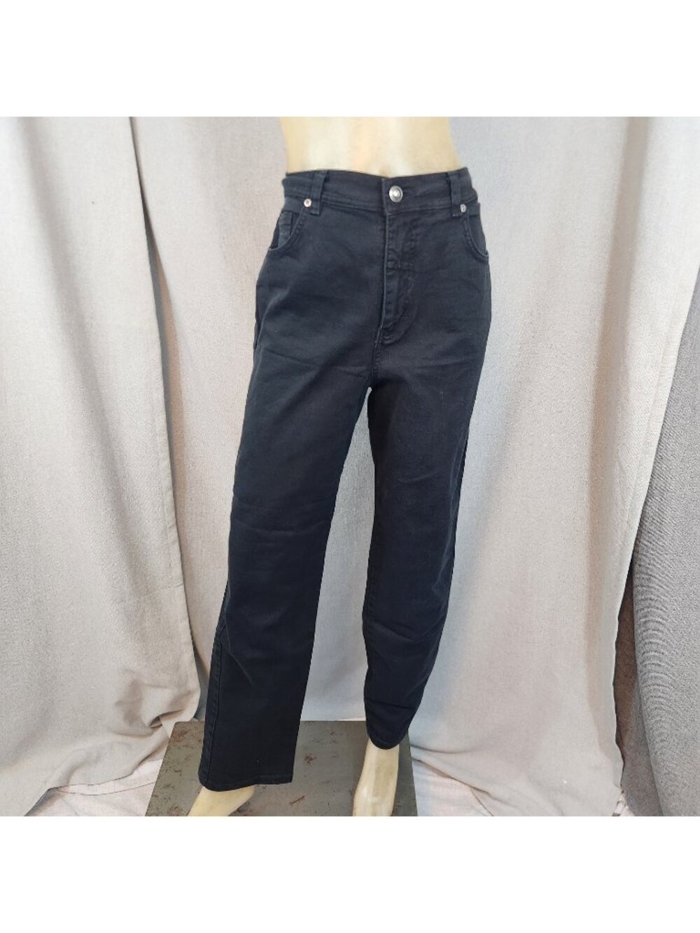 Gloria Vanderbilt Jeans Black Tapered High Rise Denim Blue Jeans Size 12 MEDIUM